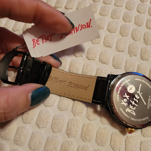 NWT Betsey Johnson Skeleton Watch - Picture 6 of 12
